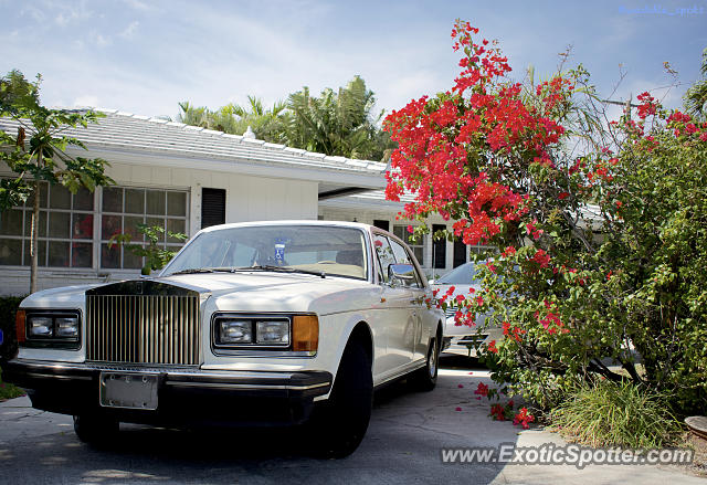 Rolls-Royce Silver Spur spotted in Palm Beach, Florida