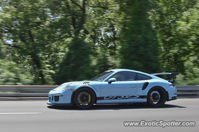 Porsche 911 GT3 spotted in Saddle brook, New Jersey