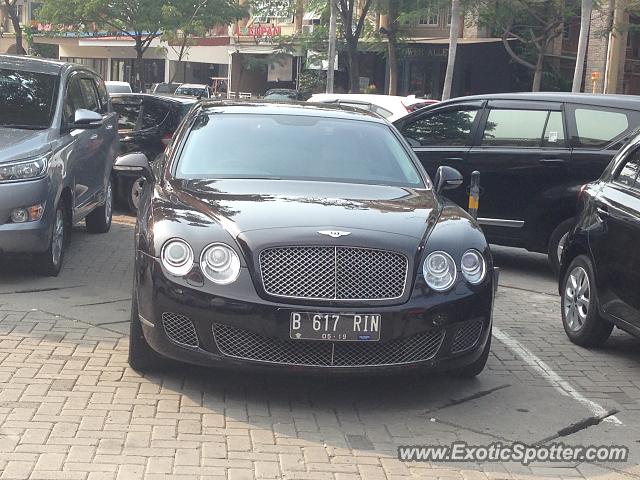 Bentley Continental spotted in Jakarta, Indonesia
