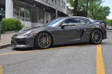 Porsche Cayman GT4