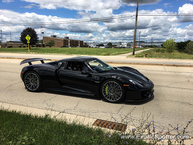 Porsche 918 Spyder spotted in Naperville, Illinois