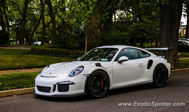 Porsche 911 GT3 spotted in Deal, New Jersey