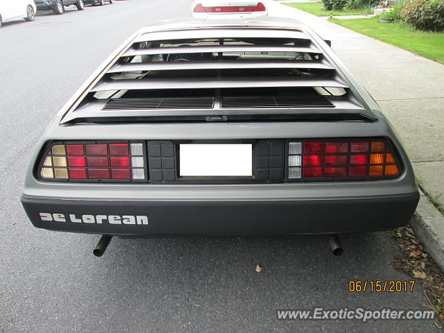 DeLorean DMC-12 spotted in Mechanicsburg, Pennsylvania