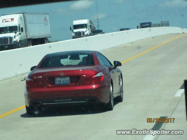 Mercedes SL600 spotted in Waco, Texas