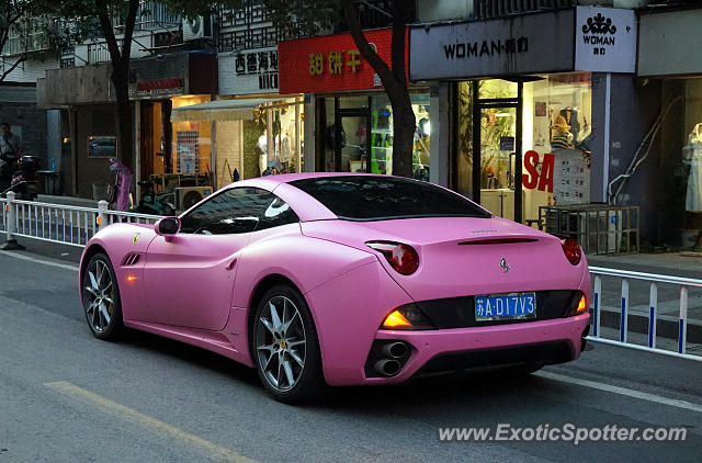 Ferrari California spotted in Nanjing, China