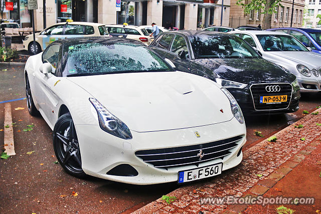 Ferrari California spotted in Düsseldorf, Germany