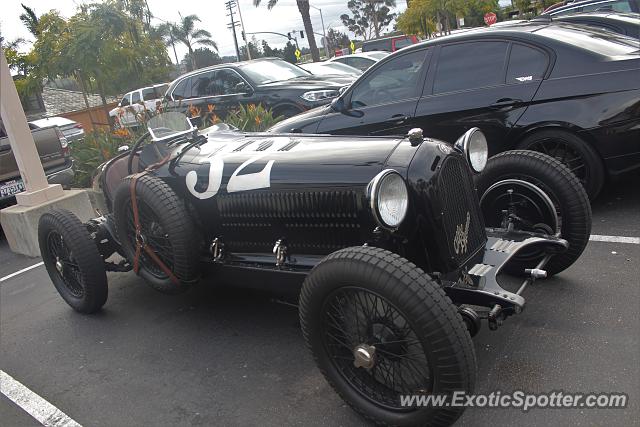 Alfa Romeo 8C spotted in Del Mar, California