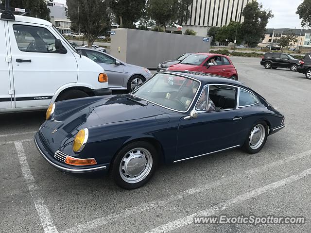 Porsche 911 spotted in Burlingame, California