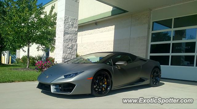 Lamborghini Huracan spotted in Zionsville, Indiana