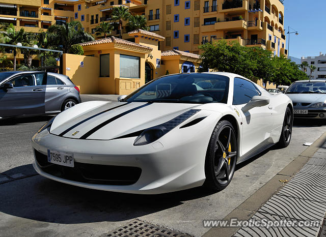 Ferrari 458 Italia spotted in San Pedro, Spain