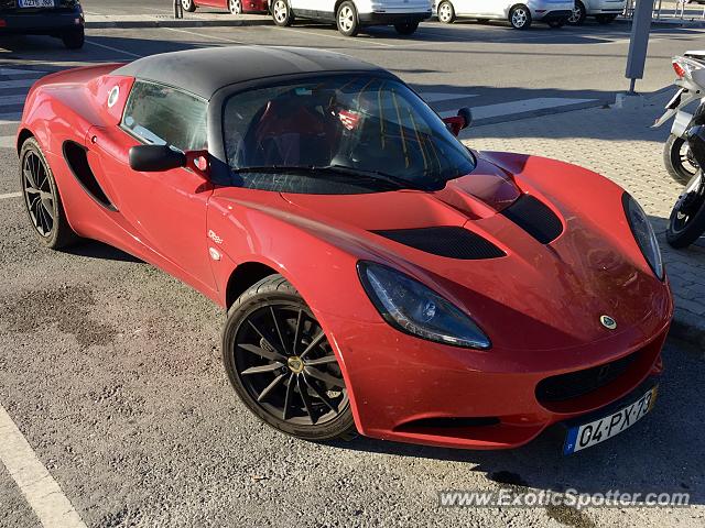 Lotus Elise spotted in Faro, Portugal