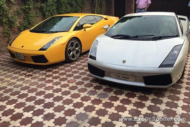 Lamborghini Gallardo spotted in Lahore, Pakistan