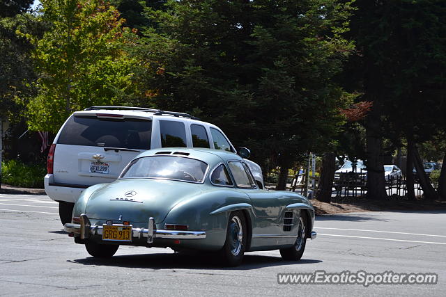 Mercedes 300SL spotted in Carmel, California