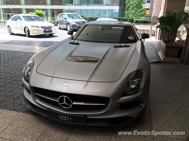 Mercedes SLS AMG spotted in Puchong, Malaysia