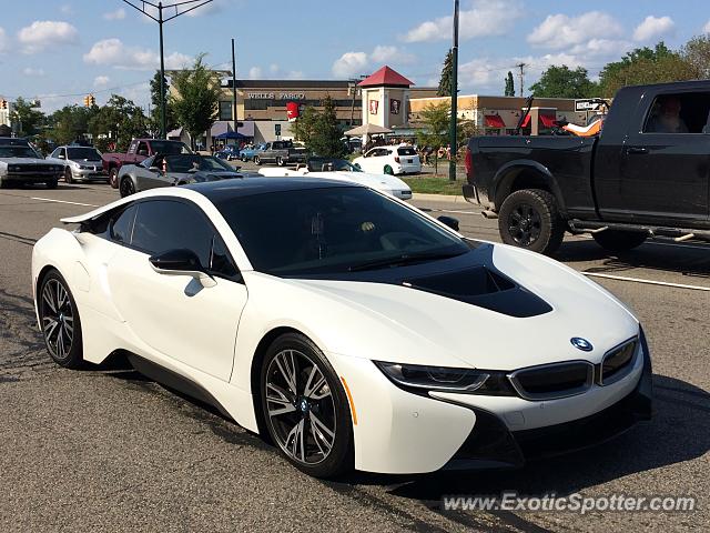 BMW I8 spotted in Birmingham, Michigan