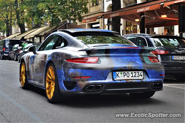 Porsche 911 Turbo spotted in Düsseldorf, Germany