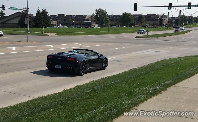 Lamborghini Gallardo spotted in West Des Moines, Iowa