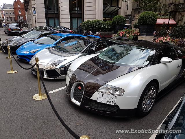 Bugatti Veyron spotted in London, United Kingdom