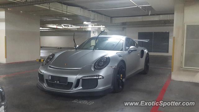 Porsche 911 GT3 spotted in Jakarta, Indonesia