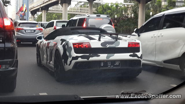 Lamborghini Gallardo spotted in Jakarta, Indonesia