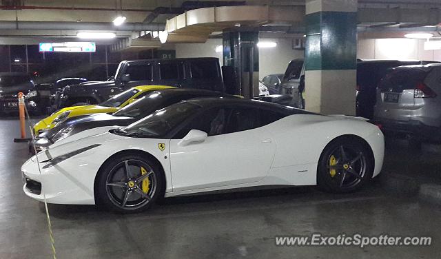 Ferrari 458 Italia spotted in Jakarta, Indonesia