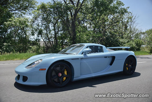 Porsche Carrera GT spotted in Whippany, New Jersey