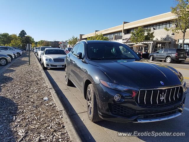 Bentley Flying Spur spotted in Wayzata, Minnesota