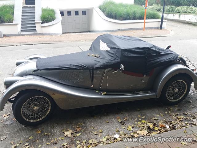 Morgan Aero 8 spotted in Heist, Belgium