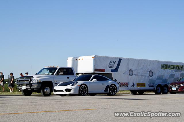 Porsche 911 spotted in Austin, Texas
