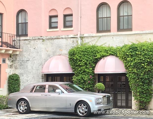 Rolls-Royce Phantom spotted in Boca Raton, Florida