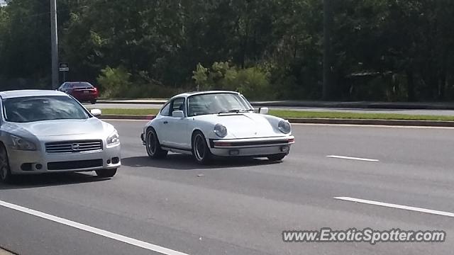 Porsche 911 spotted in Riverview, Florida