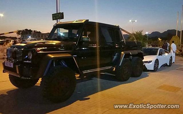 Mercedes 6x6 spotted in Islamabad, Pakistan