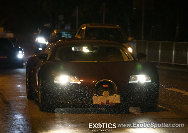 Bugatti Veyron spotted in Hong Kong, China