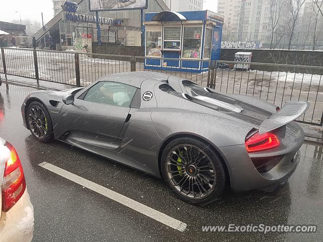 Porsche 918 Spyder spotted in Warsaw, Poland
