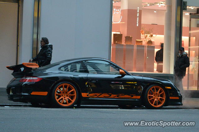 Porsche 911 GT3 spotted in Manhattan, New York