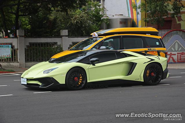 Lamborghini Aventador spotted in Taipei, Taiwan
