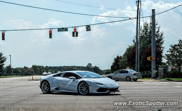 Lamborghini Huracan spotted in Cary, North Carolina