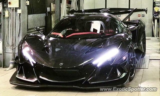 Gumpert Apollo spotted in Hong Kong, China