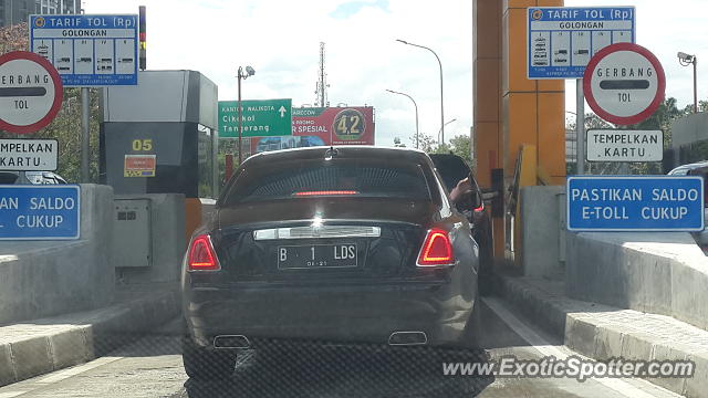 Rolls-Royce Ghost spotted in Serpong, Indonesia