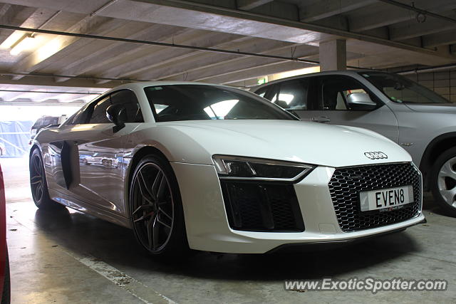 Audi R8 spotted in Auckland, New Zealand