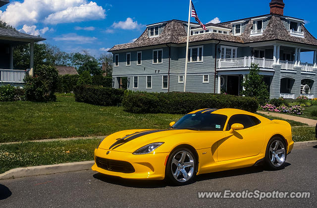 Dodge Viper spotted in Spring Lake, New Jersey