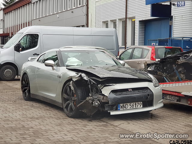 Nissan GT-R spotted in Warsaw, Poland