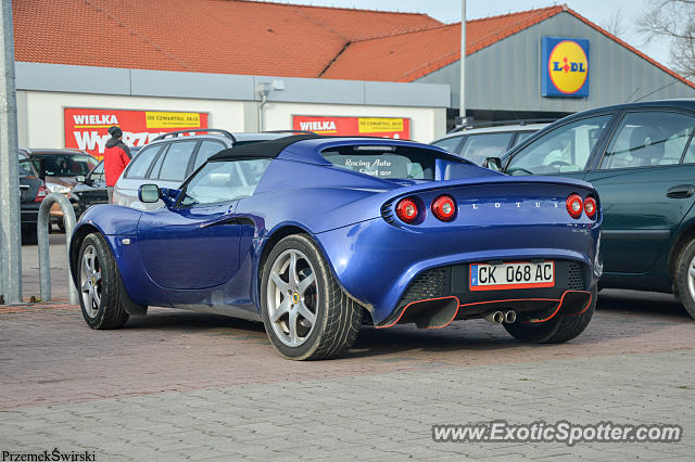 Lotus Elise spotted in Luban, Poland