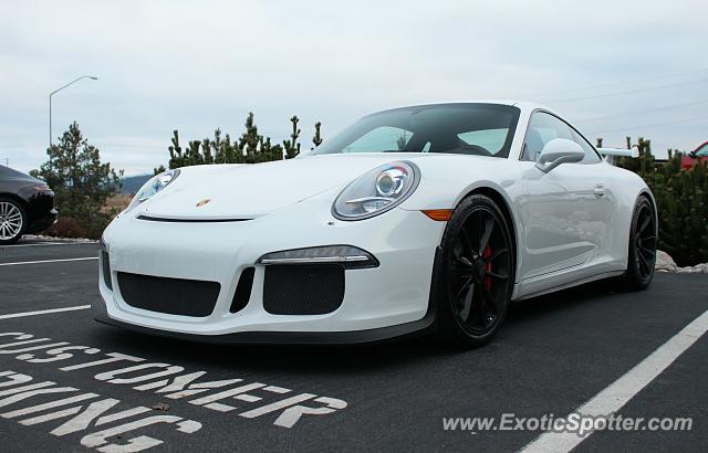 Porsche 911 GT3 spotted in Priest Lake, Washington
