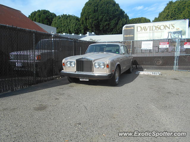 Rolls-Royce Silver Shadow spotted in San Luis Obispo, California