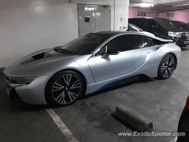 BMW I8 spotted in Jakarta, Indonesia