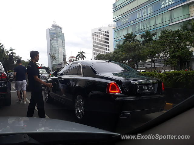 Rolls-Royce Ghost spotted in Jakarta, Indonesia