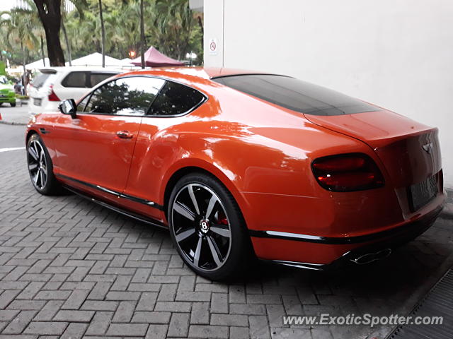 Bentley Continental spotted in Jakarta, Indonesia