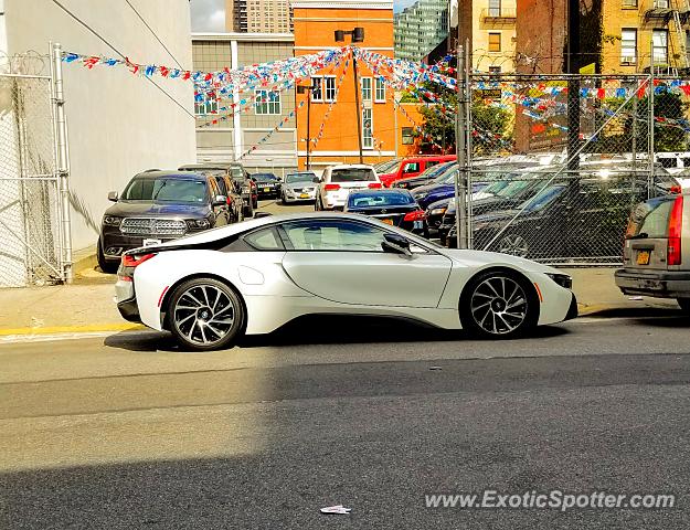 BMW I8 spotted in Manhattan, New York