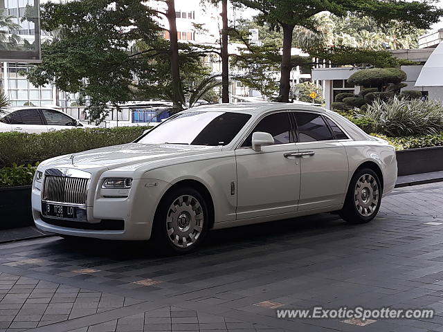 Rolls-Royce Ghost spotted in Jakarta, Indonesia